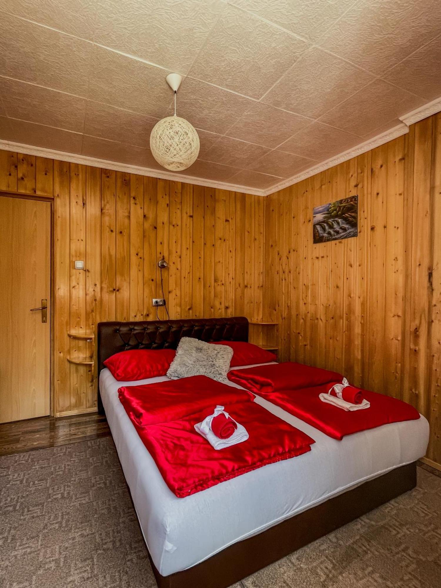 Apartment Phoenix No.12 Korenica Εξωτερικό φωτογραφία